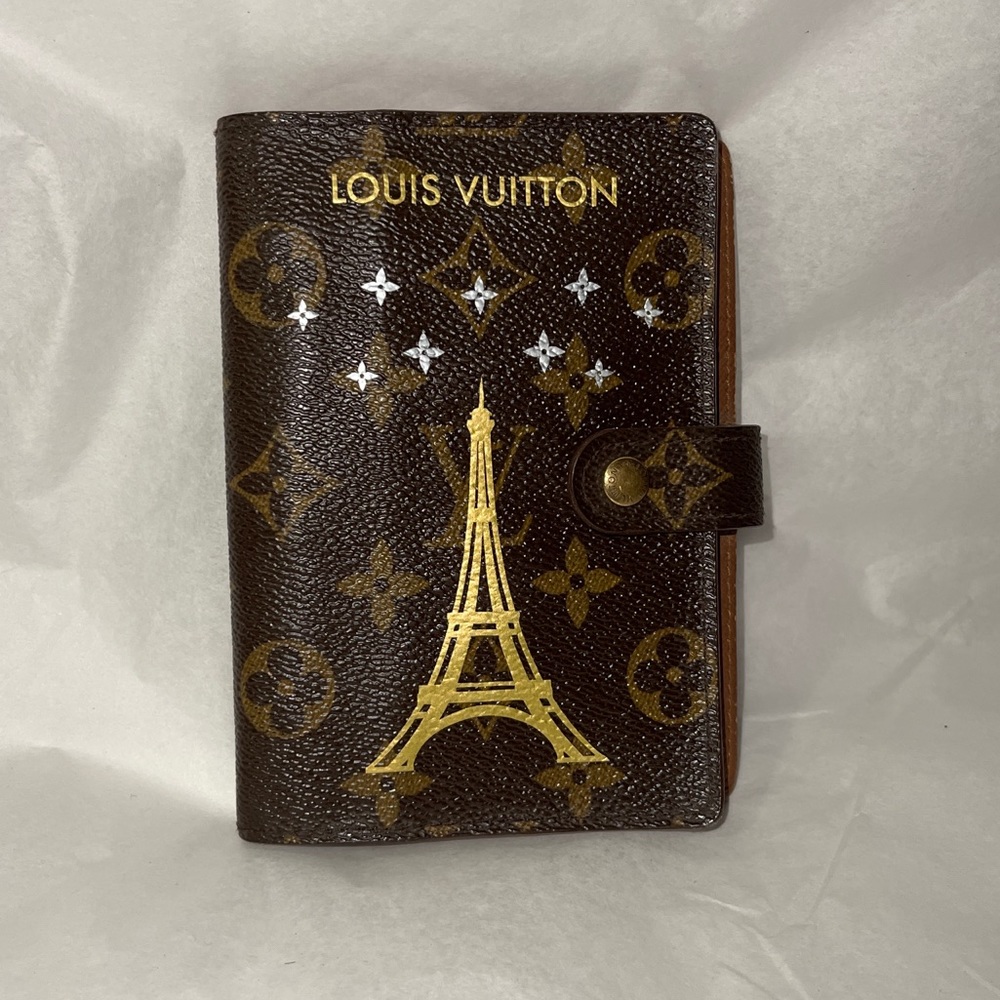 🎭 SOLD 🎭  LOUIS VUITTON Customized Agenda